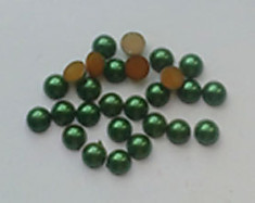 Полубусина темно-зеленая круглая 10 мм